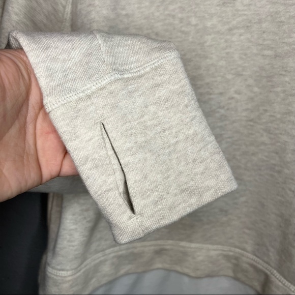 Athleta Heather Cream and White Roamer Zip Back Layered Sweatshirt XS - Picture 9 of 11